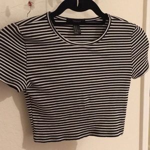 Cropped t shirt